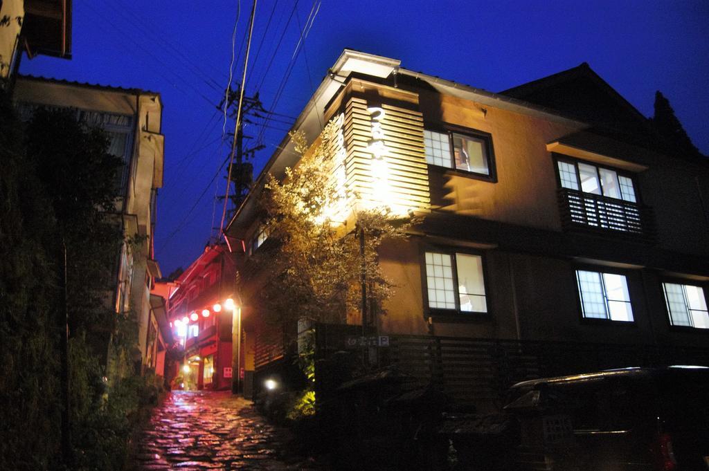 Ryokan Tsuruya Intaku Yufu Εξωτερικό φωτογραφία