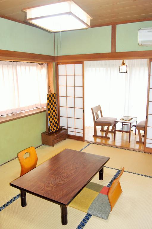 Ryokan Tsuruya Intaku Yufu Εξωτερικό φωτογραφία